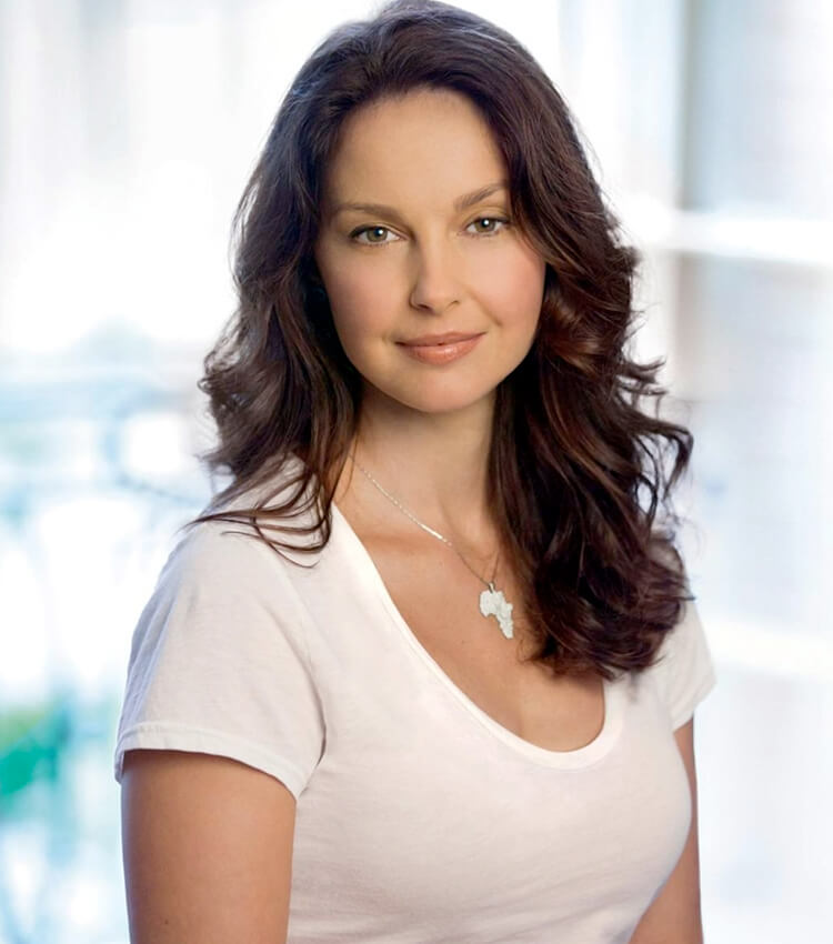 Judd boobs ashley Ashley Judd