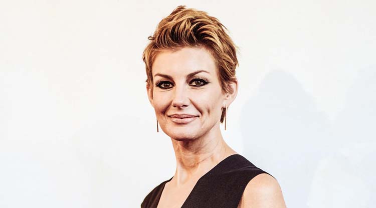 Singer Faith Hill Body Measurements