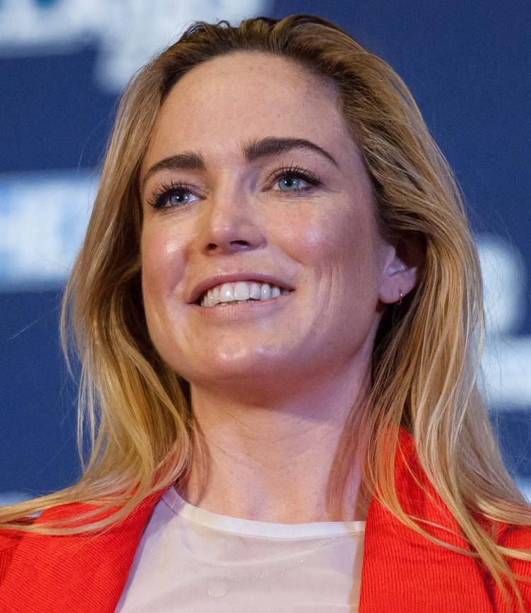 Actresse Caity Lotz Body Measurements
