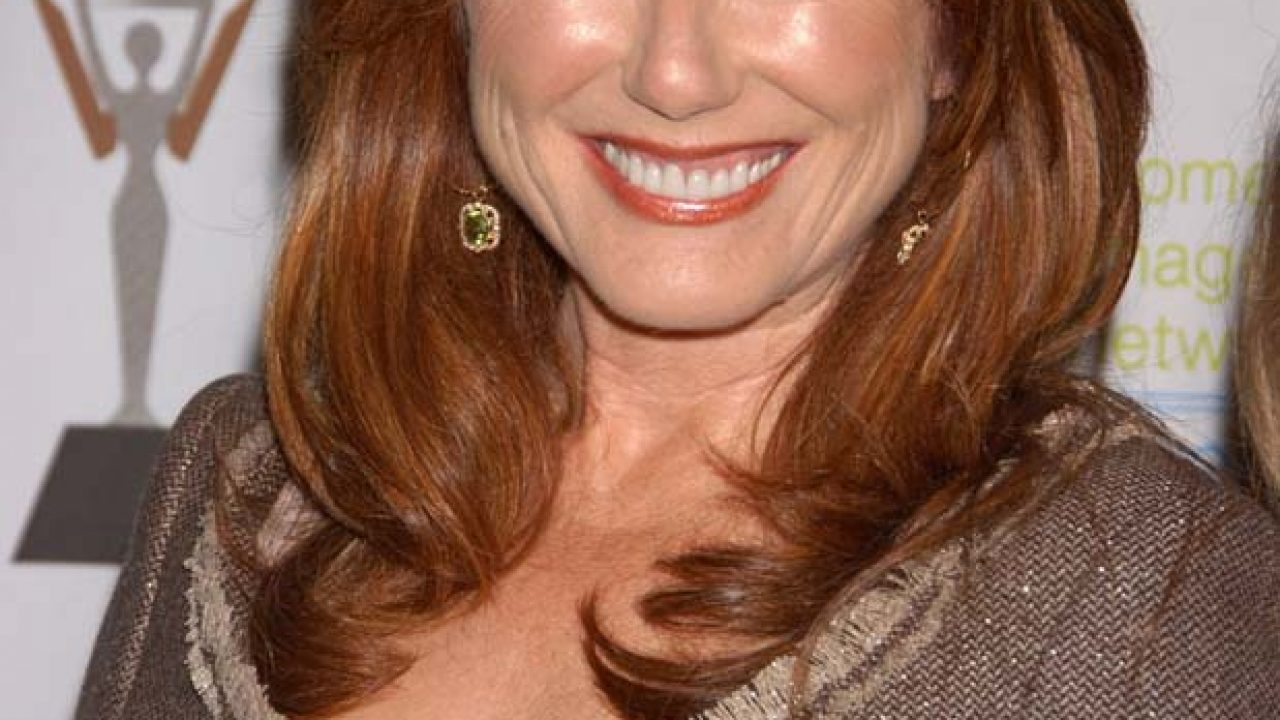 Mcdonnell hot pics mary Mary McDonnell